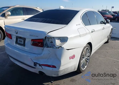 2018 BMW 530E Iperformance z USA, uszkodzony, nr VIN WBAJA9C55JB251094